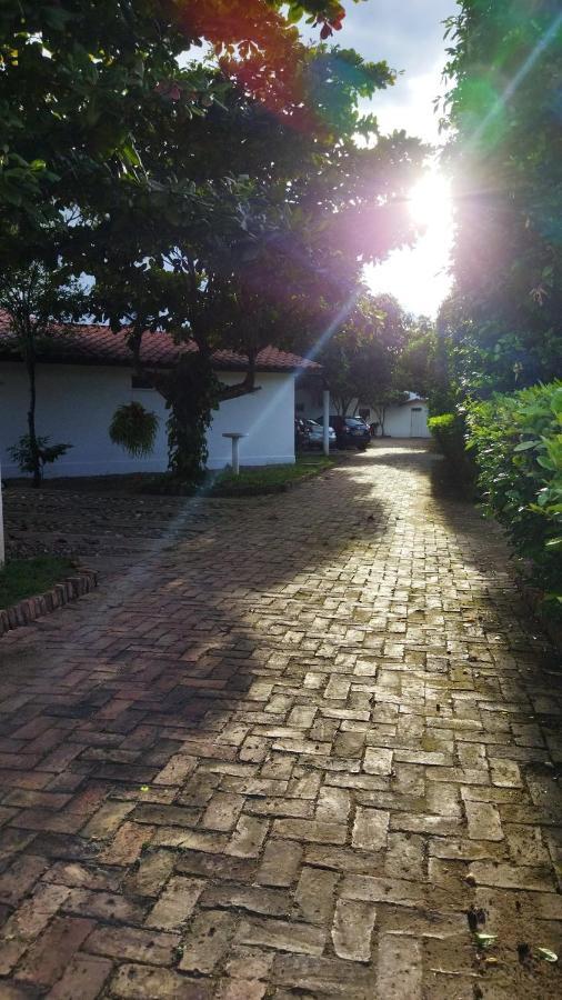 Villa Alejandra Girardot Zewnętrze zdjęcie